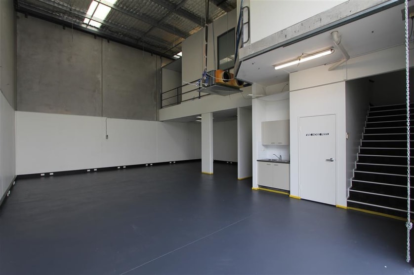 Click to view all images Unit 13/59-63 Captain Cook Drive Caringbah NSW 2229 - Image 2