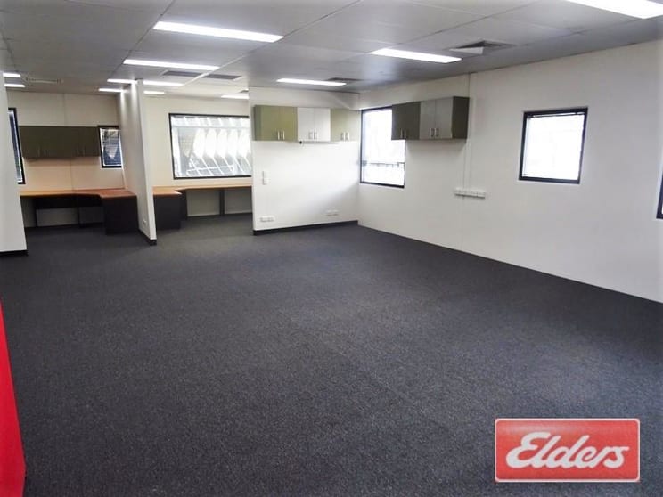 Click to view all images 28/76 Doggett Street Newstead QLD 4006 - Image 3