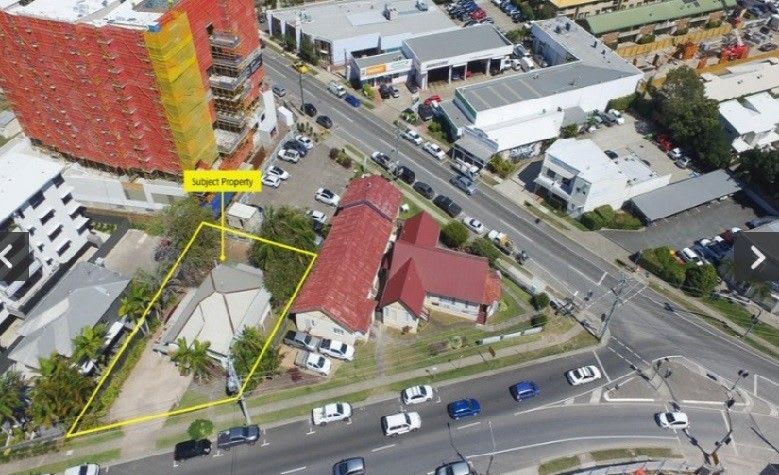 Click to view all images 53 Duporth Avenue Maroochydore QLD 4558 - Image 2