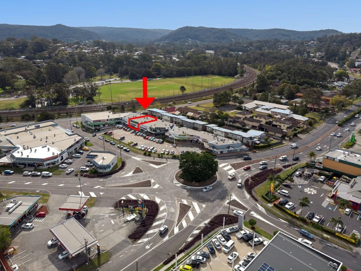 Click to view all images 14 & 15/482 Pacific Highway Wyoming NSW 2250 - Image 2