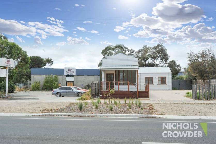 Click to view all images 187 Mount Eliza Way Mount Eliza VIC 3930 - Image 2
