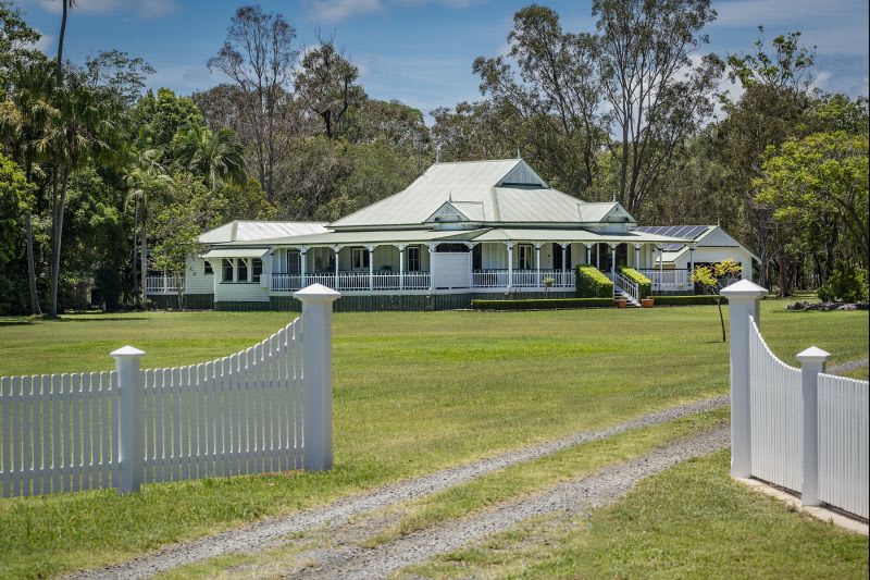 Click to view all images 69 Valfern Court Dundowran QLD 4655 - Image 1