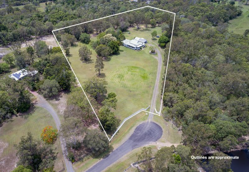 Click to view all images 69 Valfern Court Dundowran QLD 4655 - Image 2