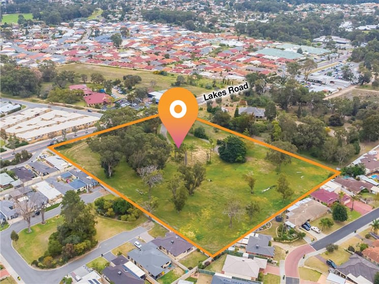 Click to view all images 42-52 Lakes Road Greenfields WA 6210 - Image 1