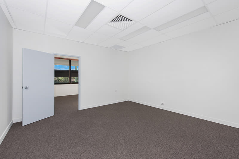 Click to view all images 6b/202 Ross River Road Aitkenvale QLD 4814 - Image 2
