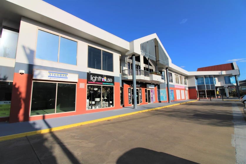 Click to view all images 8/12 Prescott Street Toowoomba QLD 4350 - Image 3
