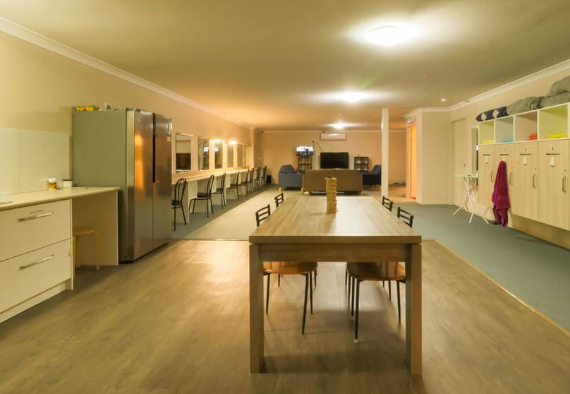 Click to view all images 1/76 Industry Drive Tweed Heads South NSW 2486 - Image 2