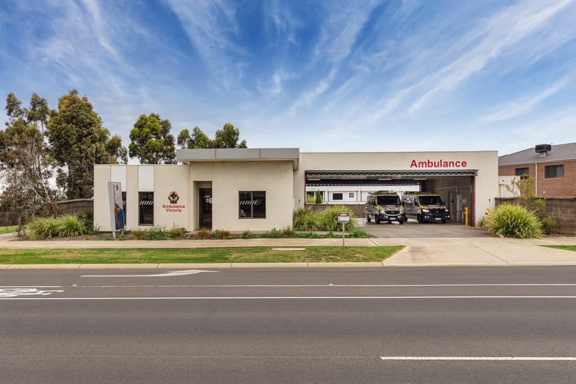 Click to view all images 2 Beattys Road Hillside VIC 3037 - Image 1