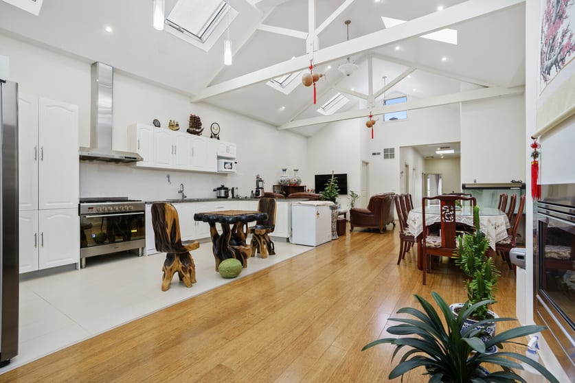 Click to view all images 172 Moorabool Street Geelong VIC 3220 - Image 2