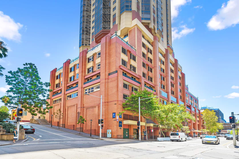 Click to view all images 209/111 Harrington Street Sydney NSW 2000 - Image 1
