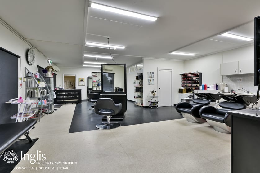 Click to view all images 2/31 Cawdor Road Camden NSW 2570 - Image 2