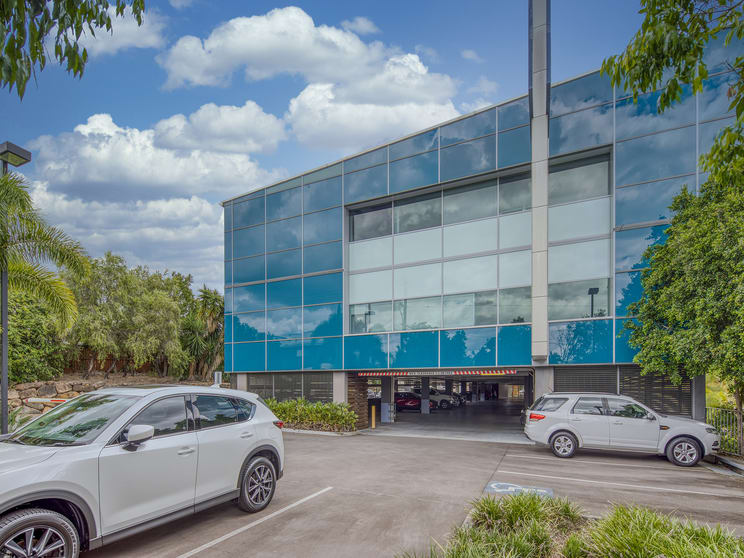 Click to view all images 322/111 Newdegate Street Greenslopes QLD 4120 - Image 2