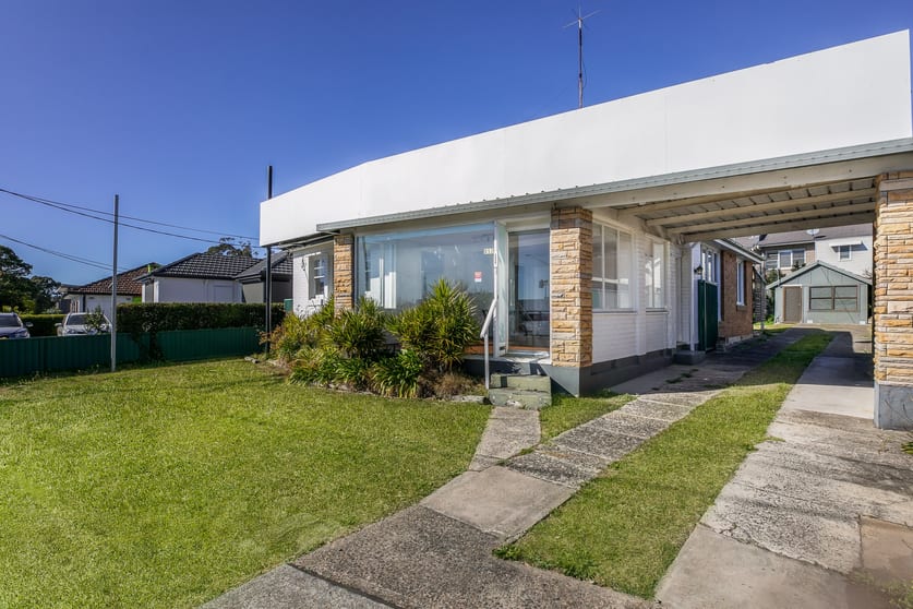Click to view all images 852 Kingsway Gymea NSW 2227 - Image 1