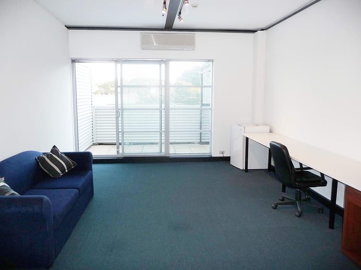 Click to view all images 43/20 Maddox Street Alexandria NSW 2015 - Image 3