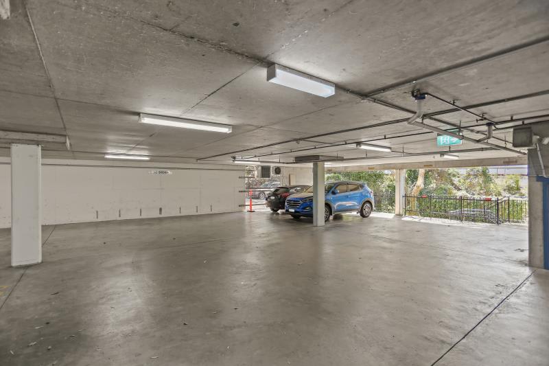Click to view all images Suite 2/895 Pacific Highway Pymble NSW 2073 - Image 3