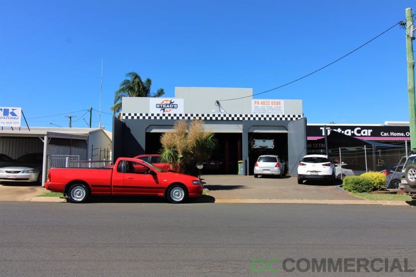 Click to view all images 1/16 Robertson Street South Toowoomba QLD 4350 - Image 1