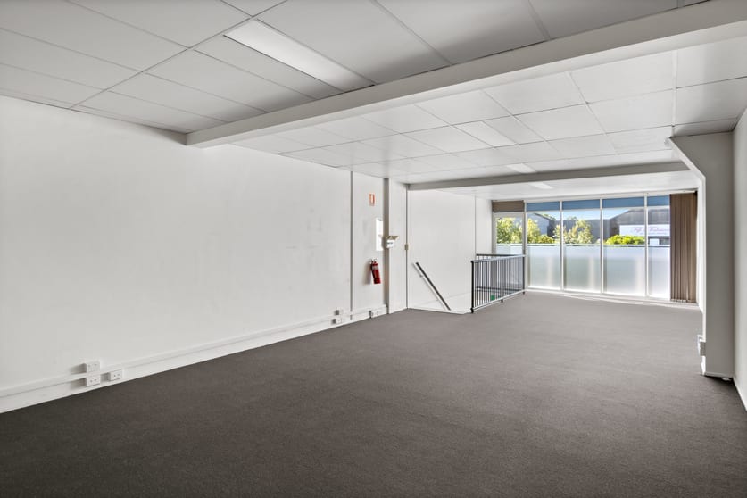 Click to view all images 201/23 Township Drive Burleigh Heads QLD 4220 - Image 3