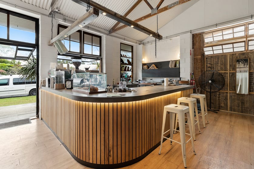 Click to view all images 18 Acacia Street Byron Bay NSW 2481 - Image 3