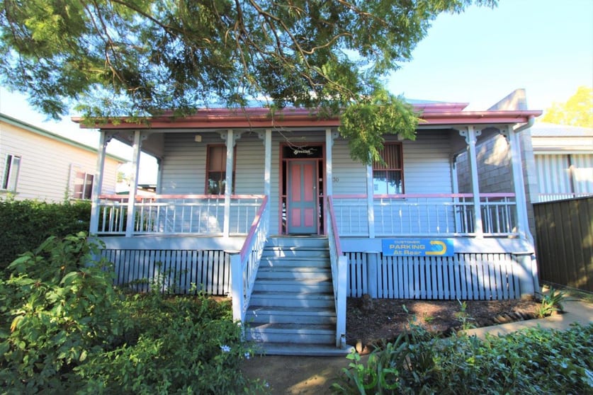 Click to view all images 230 Ruthven Street North Toowoomba QLD 4350 - Image 1