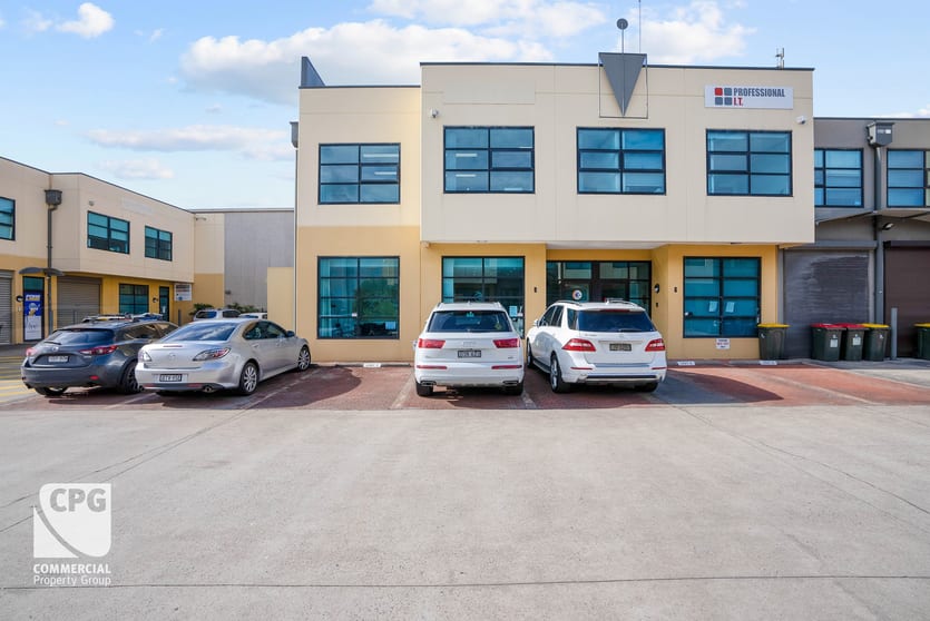 Click to view all images Unit 8/105A Vanessa Street Kingsgrove NSW 2208 - Image 3