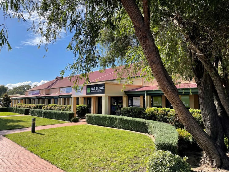 Click to view all images Unit 1/9 Mardo Avenue Australind WA 6233 - Image 2