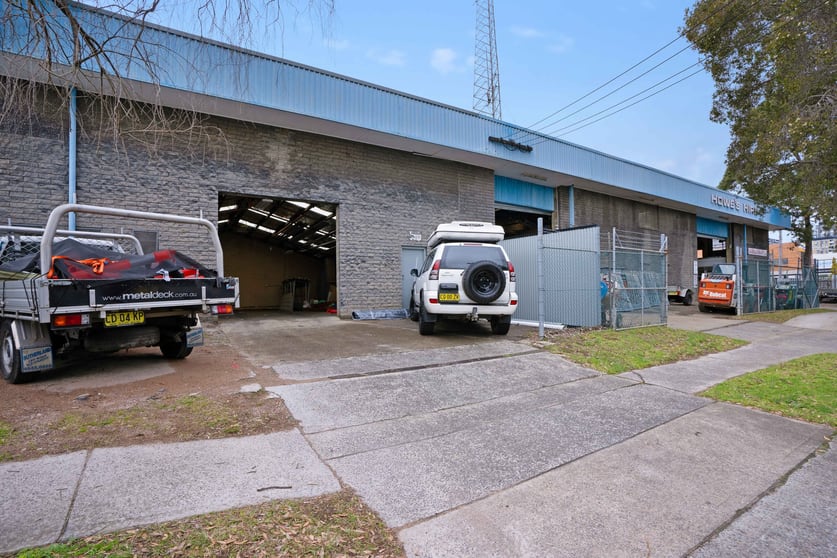 Click to view all images 75 Waratah Street Kirrawee NSW 2232 - Image 3