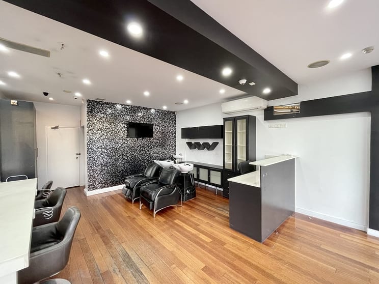 Click to view all images 2/236 Rocky Point Road Ramsgate NSW 2217 - Image 3