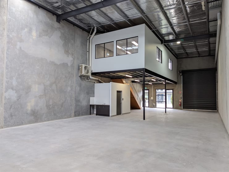 Click to view all images 27/42 McArthurs Road Altona North VIC 3025 - Image 2