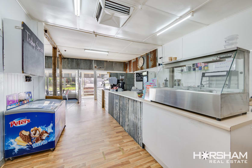 Click to view all images 37-39 Duncan Street Murtoa VIC 3390 - Image 2