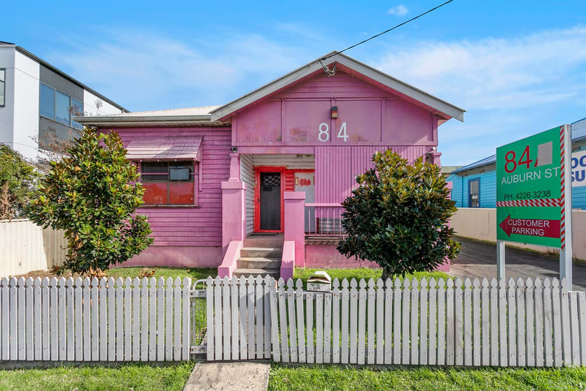 Click to view all images 84 Auburn Street Wollongong NSW 2500 - Image 2