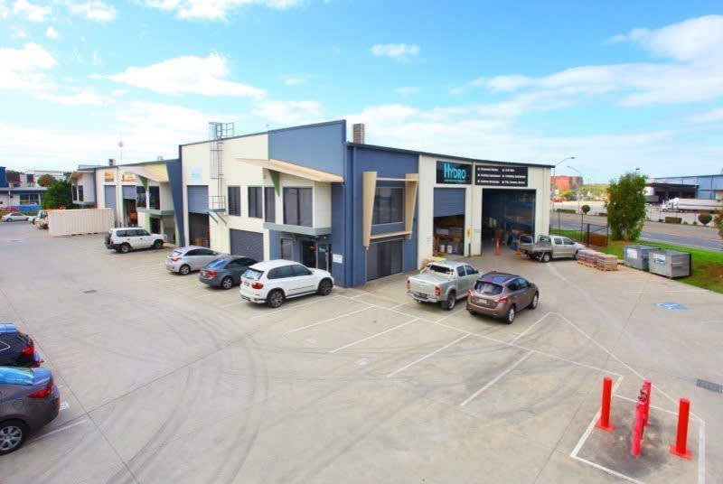 Click to view all images 3/45 Canberra Street Hemmant QLD 4174 - Image 1