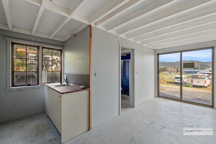 Click to view all images 25 Anglesea Street Wivenhoe TAS 7320 - Image 2