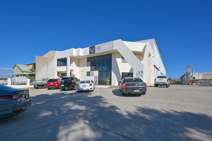 Click to view all images 21-23 Midas Road Malaga WA 6090 - Image 1