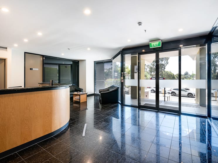 Click to view all images 27/18 Stirling Highway Nedlands WA 6009 - Image 2