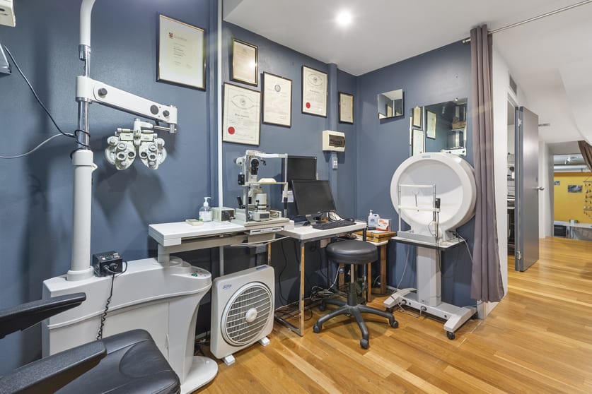 Click to view all images Shop 4/12 Howard Avenue Dee Why NSW 2099 - Image 3