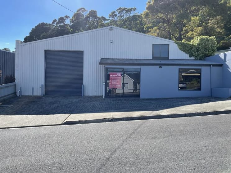 Click to view all images Whole Building/29 Corcellis Street Wivenhoe TAS 7320 - Image 3