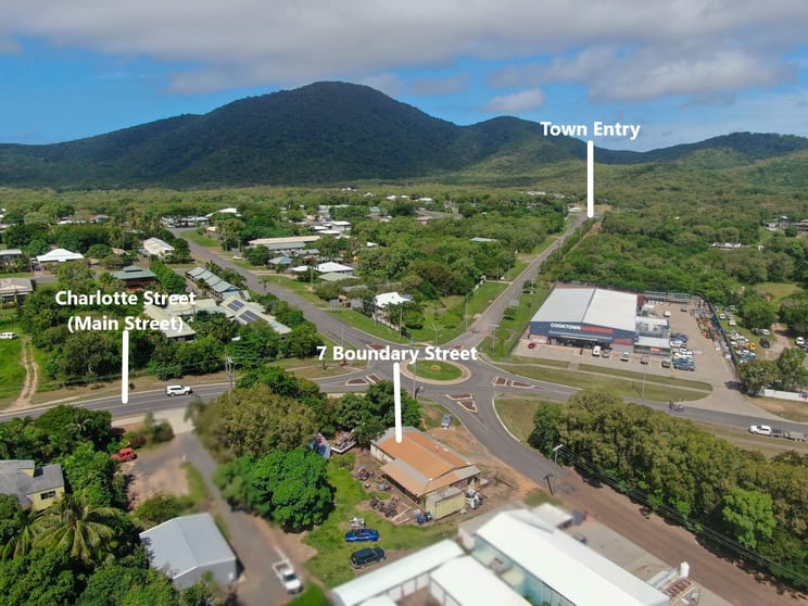 7 Boundary Street Cooktown QLD 4895 - Image 2