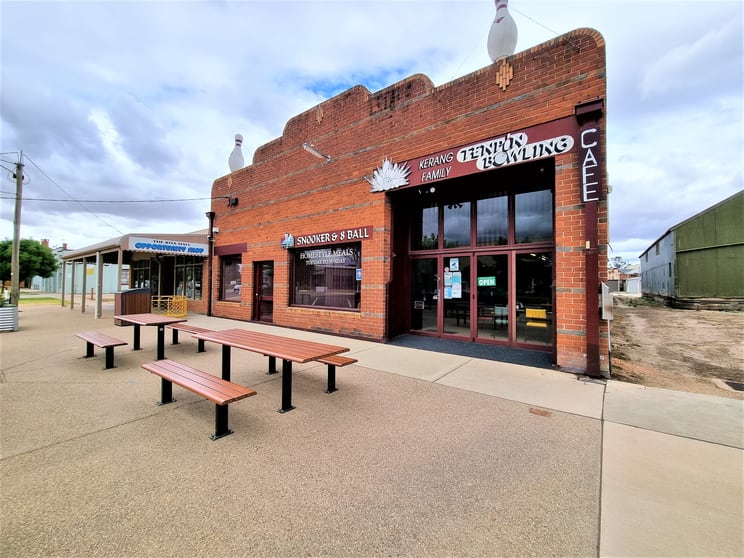 Click to view all images 13-15 Fitzroy Street Kerang VIC 3579 - Image 2