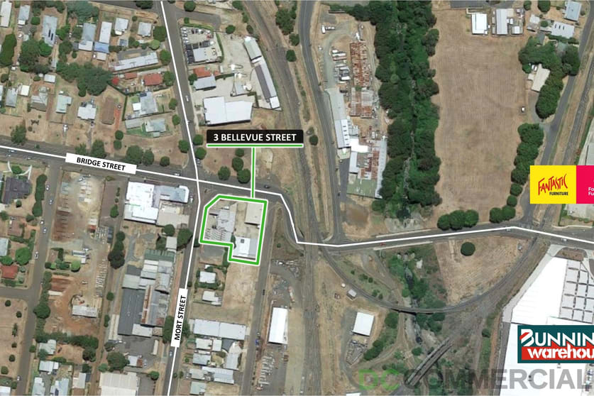 Click to view all images 3 Bellevue Street Toowoomba City QLD 4350 - Image 2