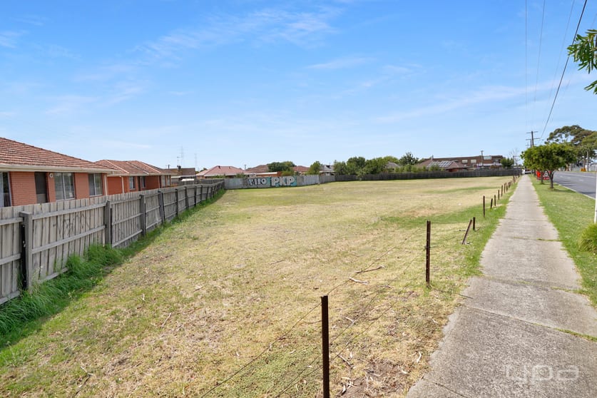 Click to view all images 41, 43-45 St Albans Road St Albans VIC 3021 - Image 2