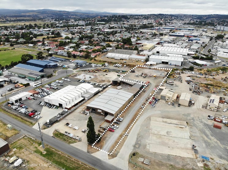 Click to view all images 30 Gilmore Street Launceston TAS 7250 - Image 1