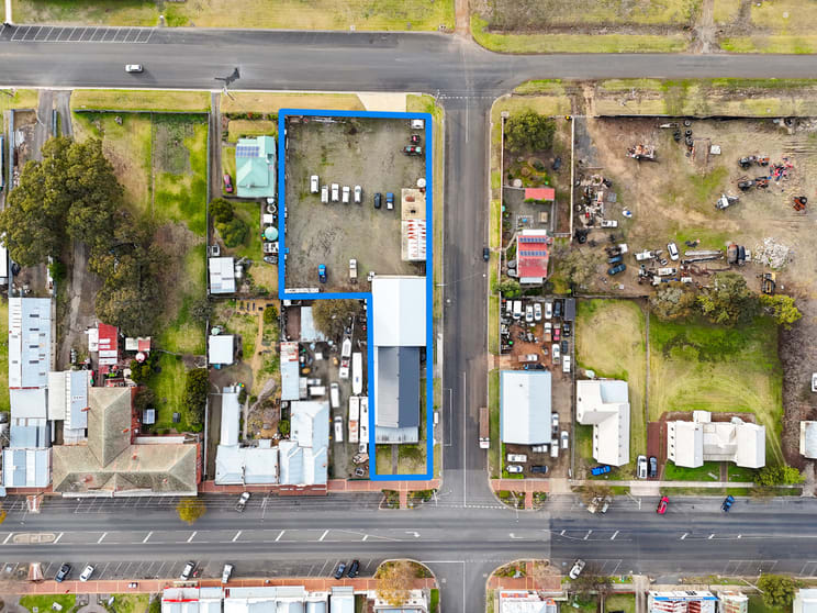 Click to view all images 62 Whyte Street Coleraine VIC 3315 - Image 3