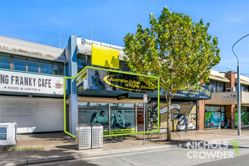 Click to view all images 32 Young Street Frankston VIC 3199 - Image 1