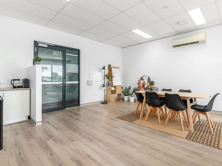 Click to view all images Unit 1.06/320 Annangrove Road Rouse Hill NSW 2155 - Image 1