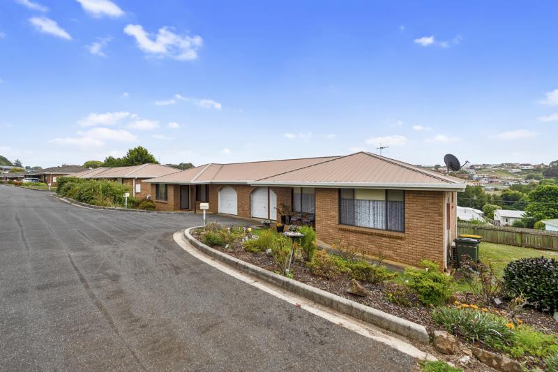 Click to view all images 12 Strata Units/Adjoining Land/1 & 3 Atkins Drive Romaine TAS 7320 - Image 3