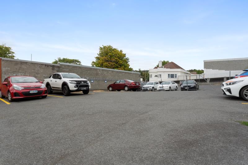 Click to view all images Entire property/154 Elphin Road Newstead TAS 7250 - Image 3