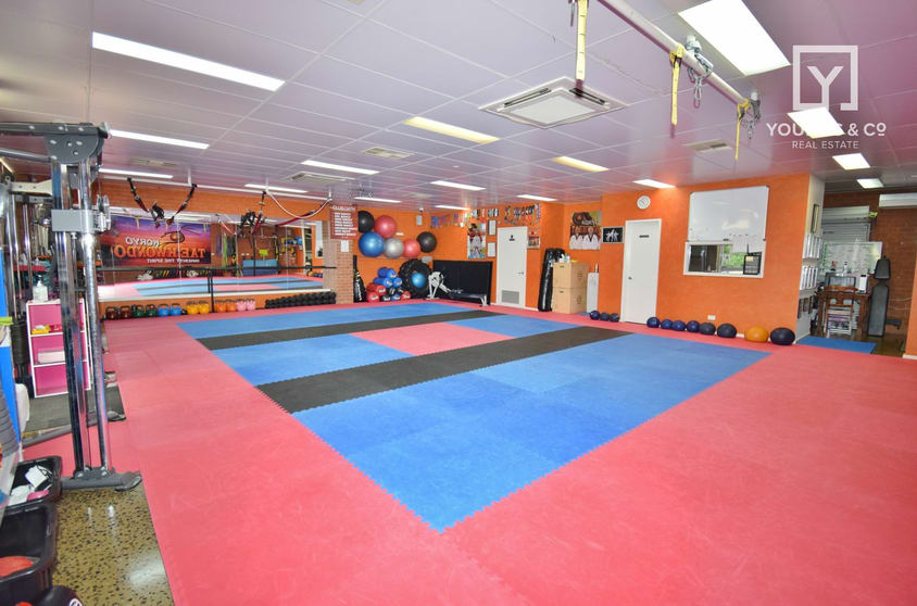Click to view all images 5 Mill St Mooroopna VIC 3629 - Image 2