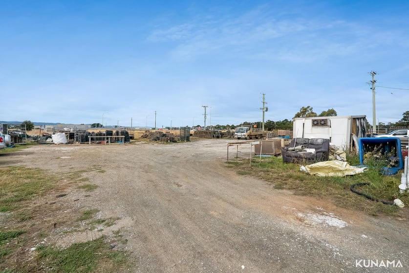 Click to view all images 1106 Cambridge Road Cambridge TAS 7170 - Image 3