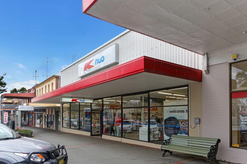 Click to view all images 130 Comur Street Yass NSW 2582 - Image 2