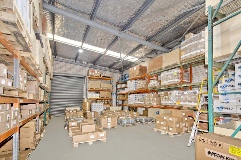 Click to view all images 10A & 10B Wilmette Place Mona Vale NSW 2103 - Image 3
